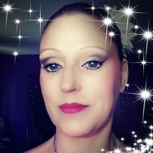 Meet your Posher, Lana